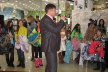 Признания в любви и соединение сердец, романтические фото и праздничные торты...